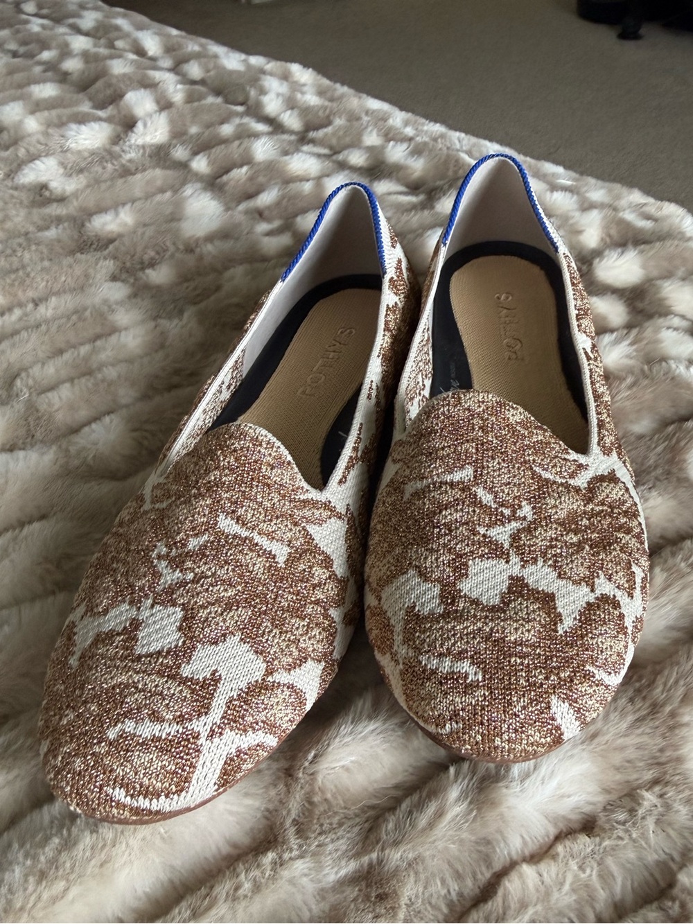 Rothy’s gold chantilly Lounge Loafer 6.5